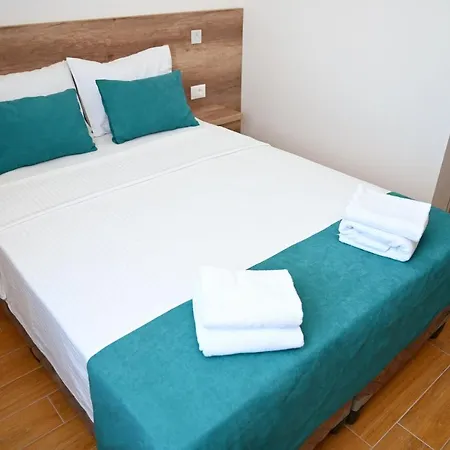 Dona, Altina 3* Belgrade