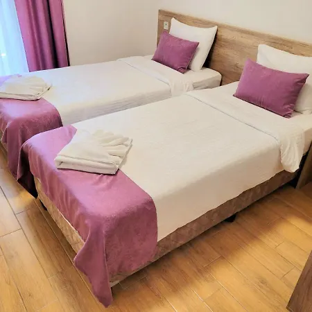 Dona, Altina 3* Belgrade