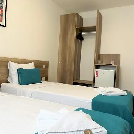 Apartmanhotel Dona, Altina